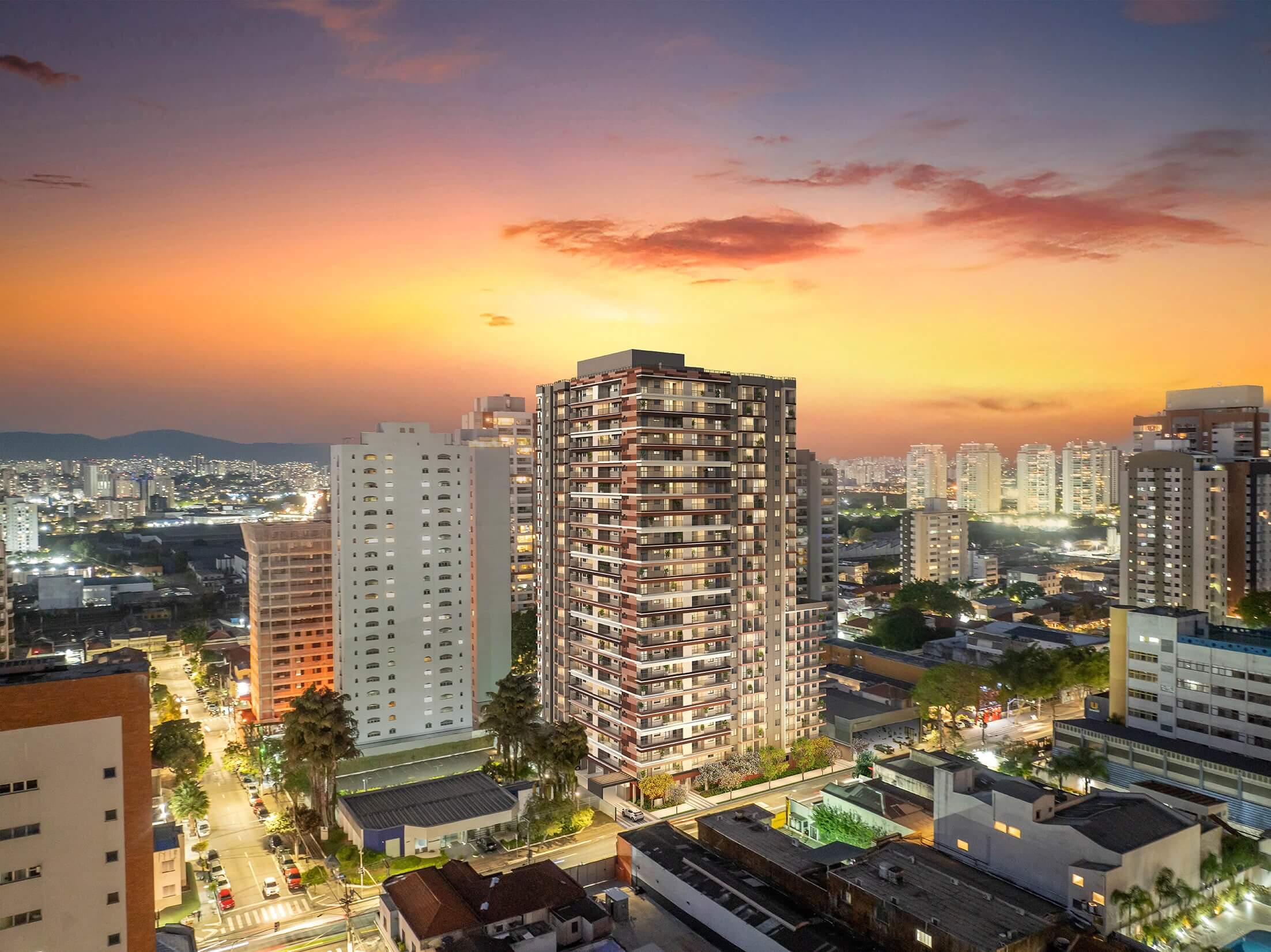 Fachada iluminada ao anoitecer